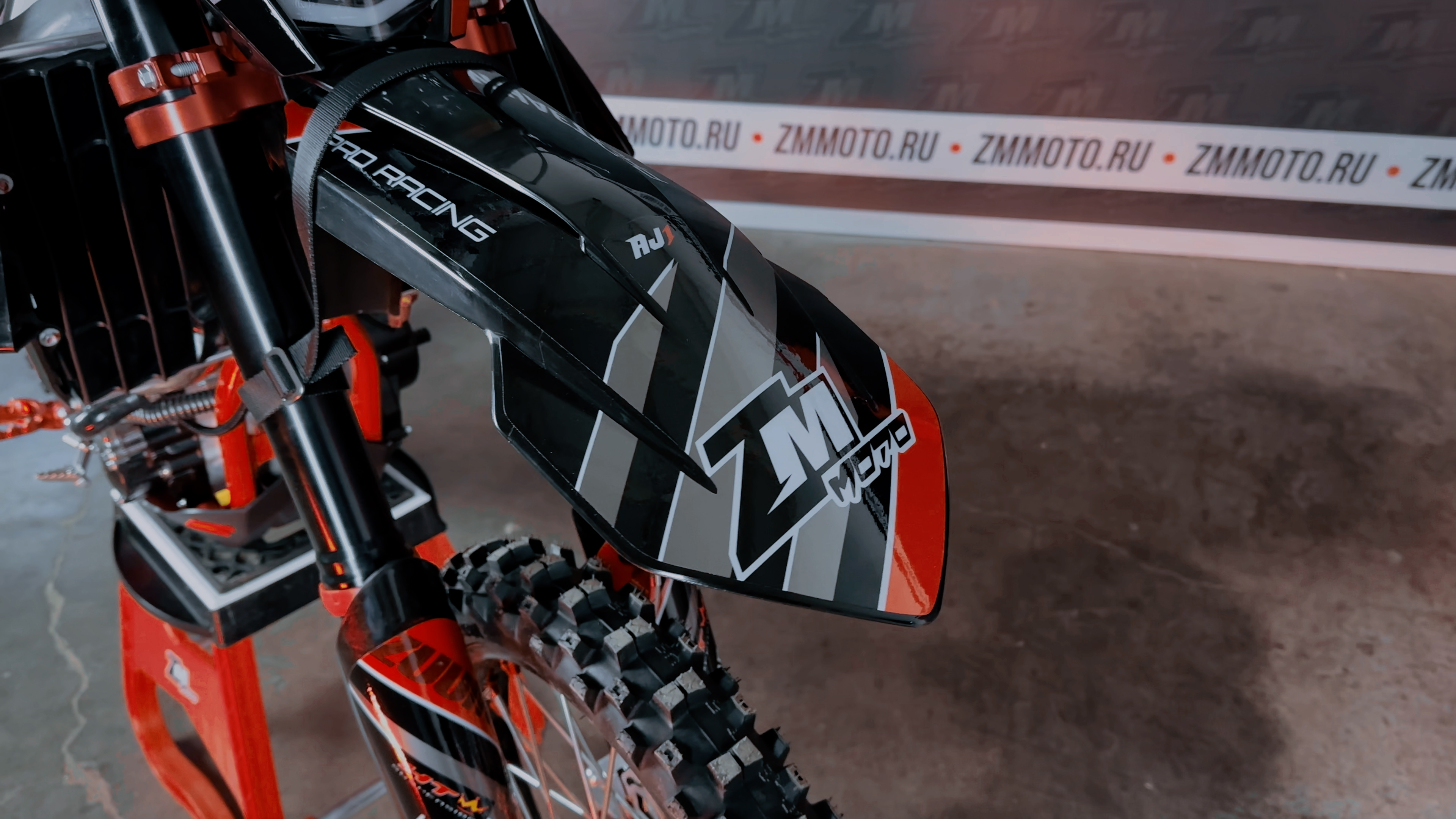 C0140.00_07_13_14.Still033